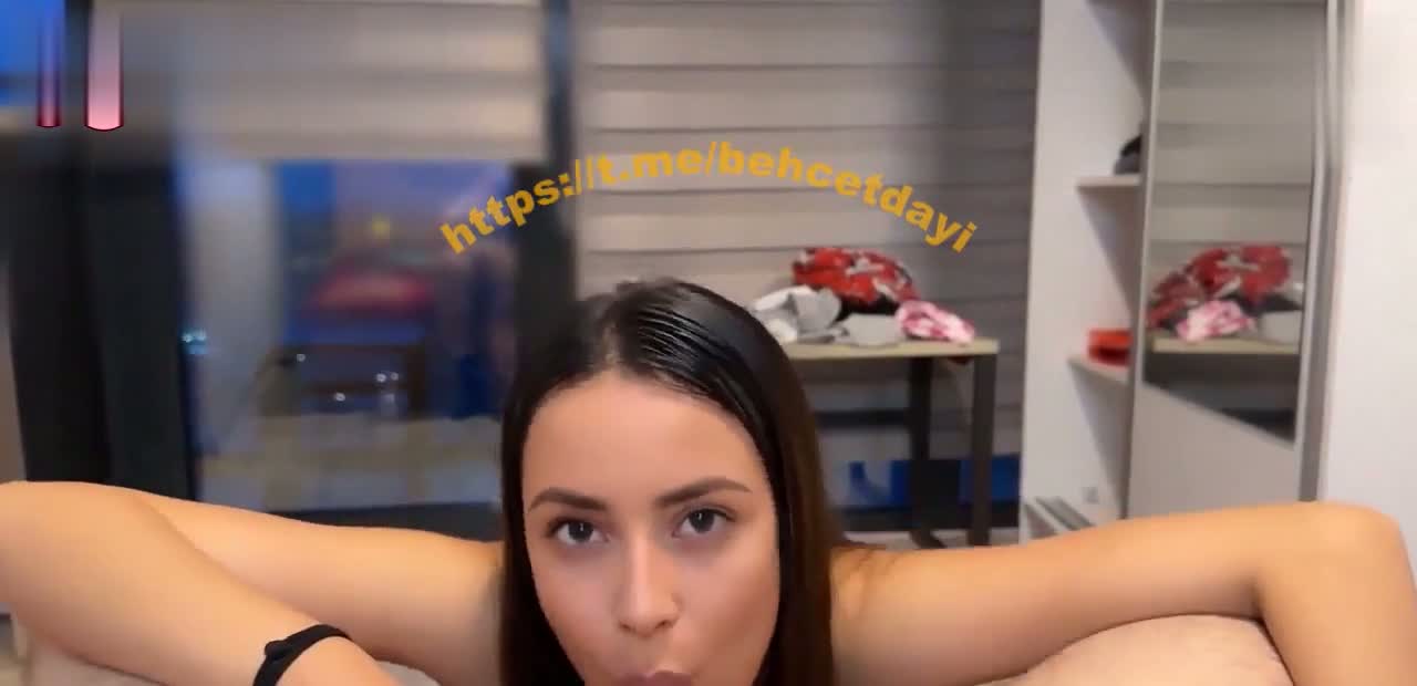 Dünyanın en mutlu sikişeni olabilir